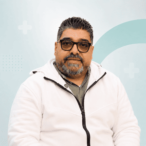ا.محمد مصطفي - اخصائي علاج ادمان واستشارات اسرية